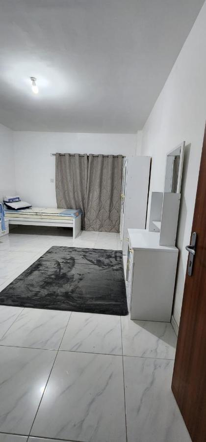 Sharing Motel Rooms Abu Dabi Dış mekan fotoğraf