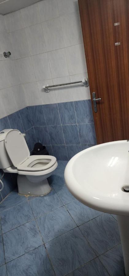 Sharing Motel Rooms Abu Dabi Dış mekan fotoğraf