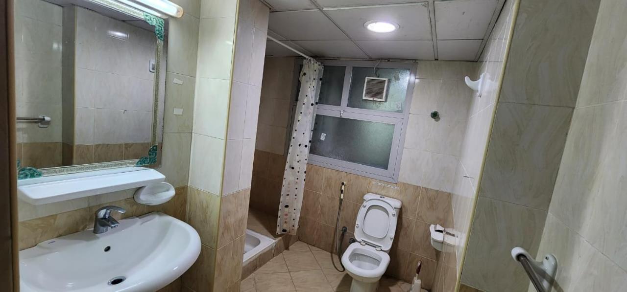Sharing Motel Rooms Abu Dabi Dış mekan fotoğraf